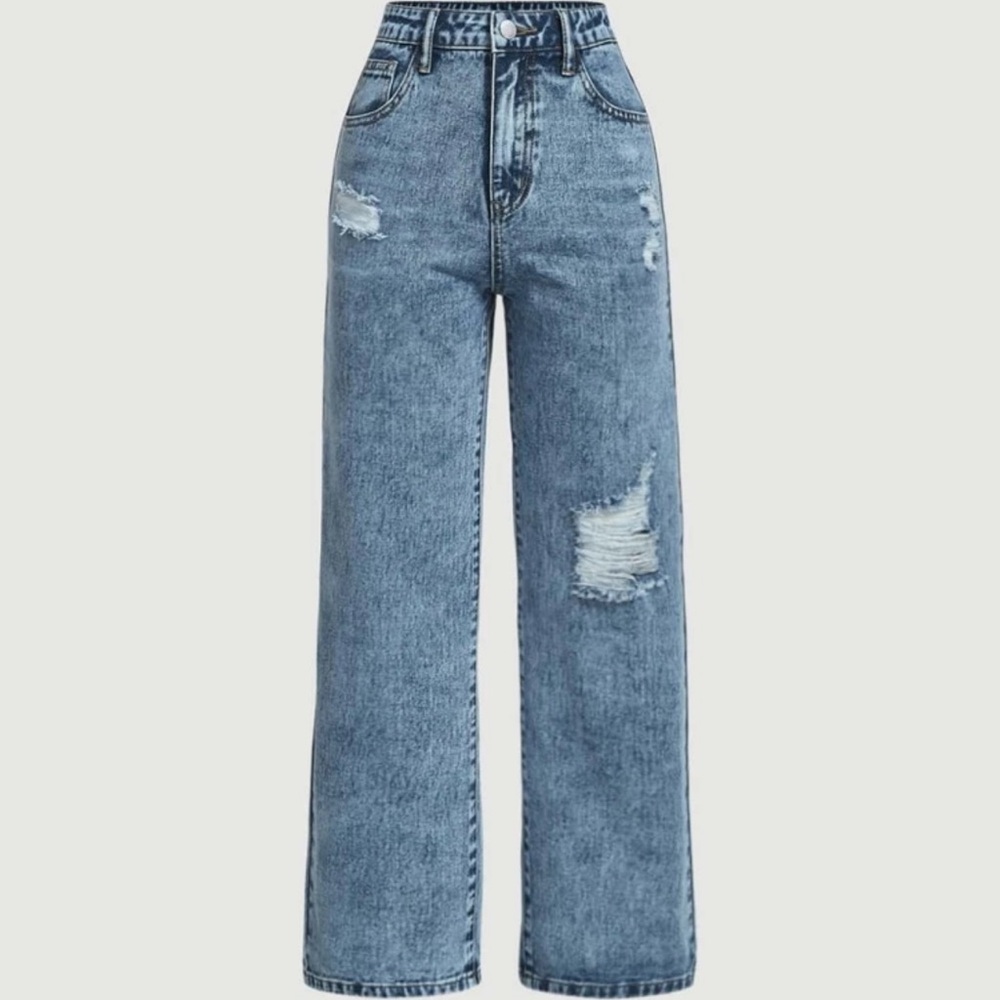 Women’s baggy high waisted jeans